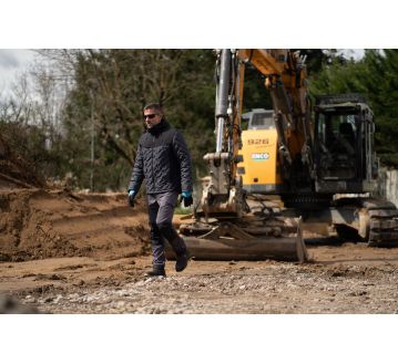 Doudoune E-COZY portée marche 2