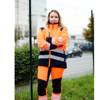 PANTALON DE TRAVAIL HV E-STRETCH porté