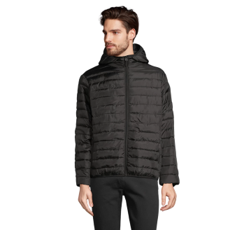 DOUDOUNE HOMME A CAPUCHE STREAM NOIRE PORTEE FACE - SOL'S