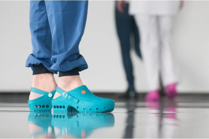 Quelles chaussures médicales pour exercer en sécurité ?